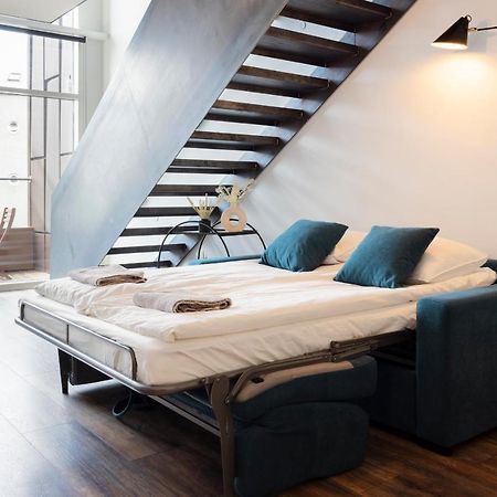 Loft-Style Duplex With Balcony In Downtown Reykjavik Apartment Exterior photo
