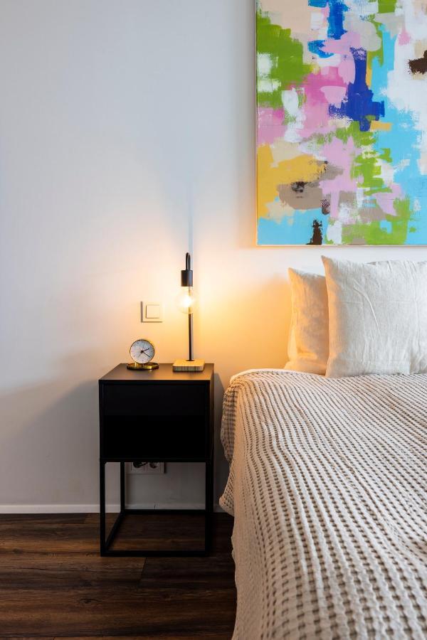 Loft-Style Duplex With Balcony In Downtown Reykjavik Apartment Exterior photo